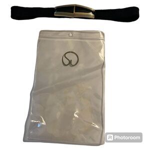 ST JOHN BELT VTG Womens Goldtone Black DECO BUCKLE, Size 6 Knit 80’s Style 90